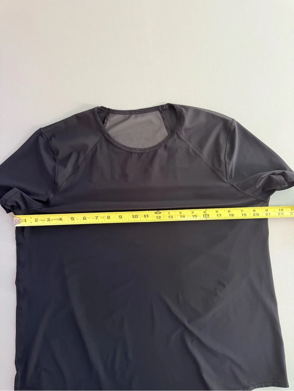Lululemon Sculpt Short Sleeve Tee Black Mesh Light Weight - Maybe size 12 or 14